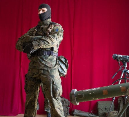 dova_180516_002_1_of_1