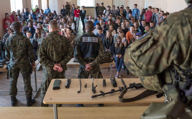 dova_180516_005_1_of_1