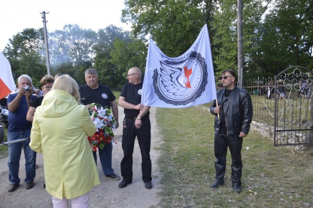 13719581_1063476113707765_8564790808090590679_o