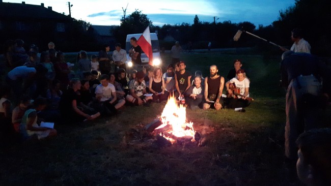 9.6 Przy ognisku, przy ognisku...