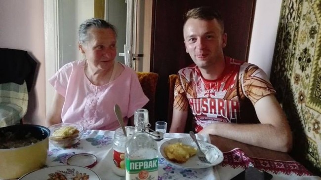 W odwiedzinach u pani Sławy - Polki z Tłumacza która opiekuje się tamtejszym kościołem