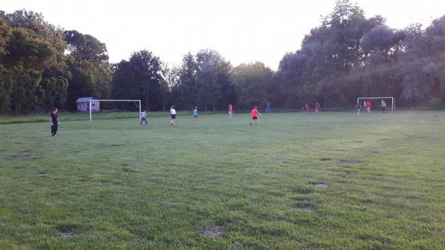 Wieczorem mecze z kolegami z Buska