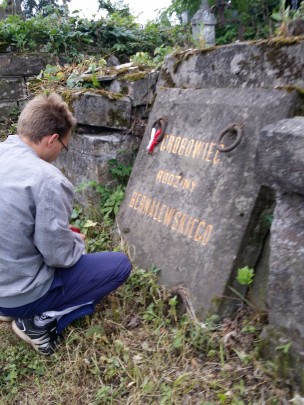 Tarnopol, zapalanie zniczy (2)